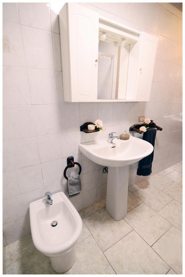 Il Villino Apartments Bari Eksteriør billede